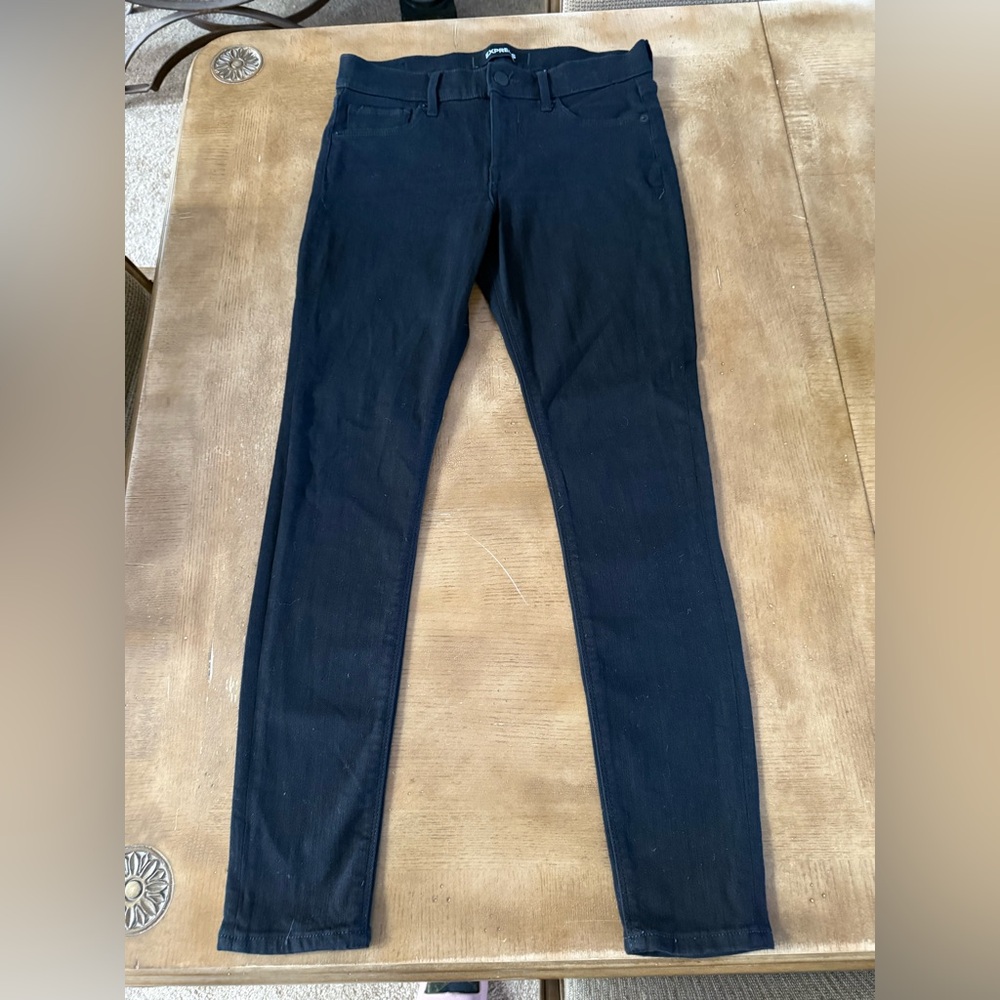 Express black jeans. Mid rise legging/jegging. Size 8R. 
New never been worn.